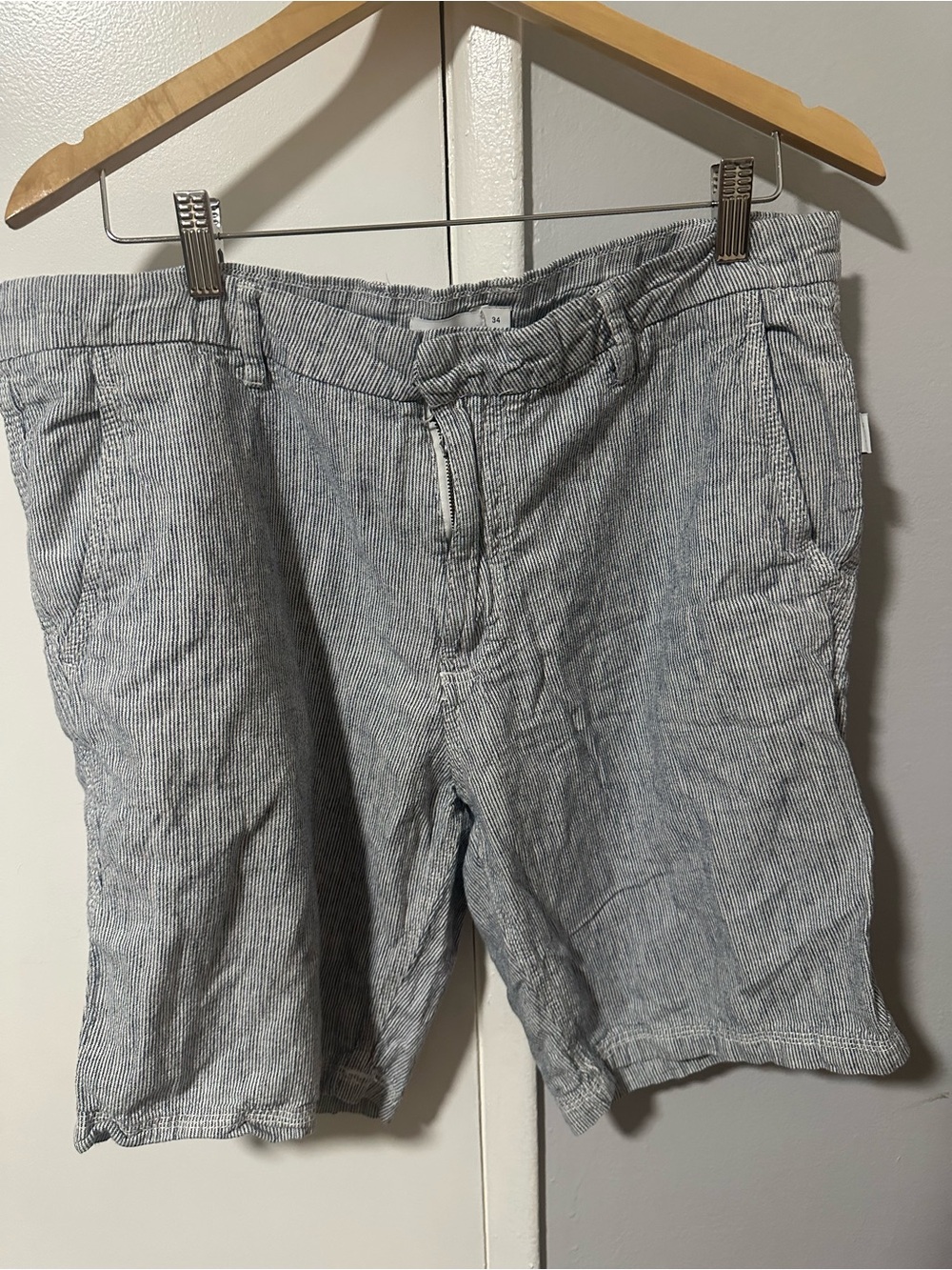 Onia Blue Men's Linen-Blend Striped Shorts Sz.34
